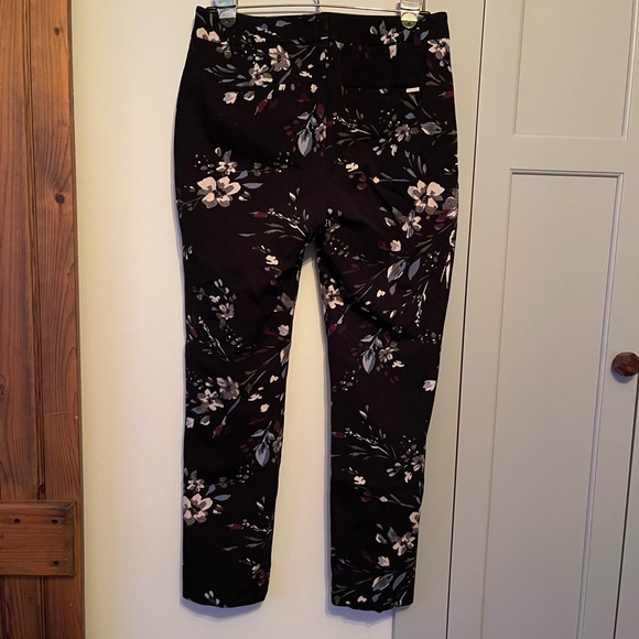 White House Black Market the slim ankle pants - Picture 2 of 5